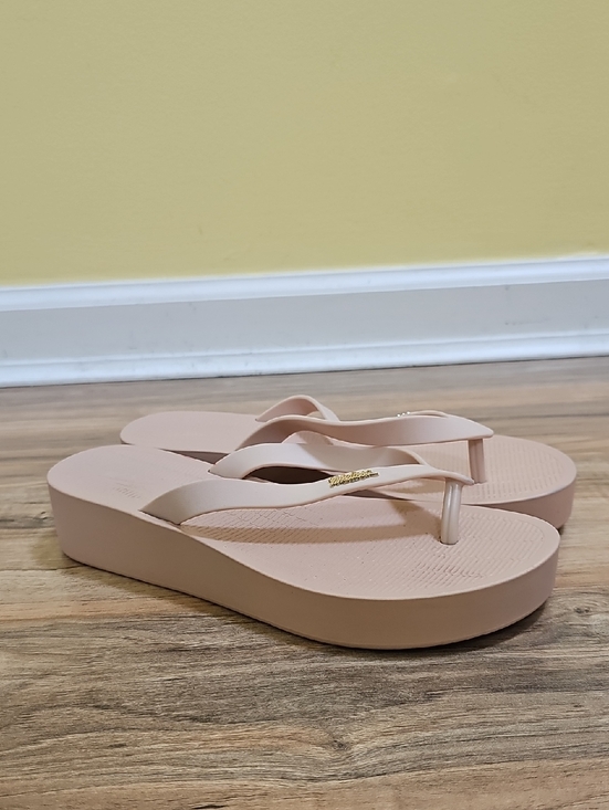 Melissa Shoes - Melissa Sun Venice Platform Flip Flops / Sandals, pink, size US 8